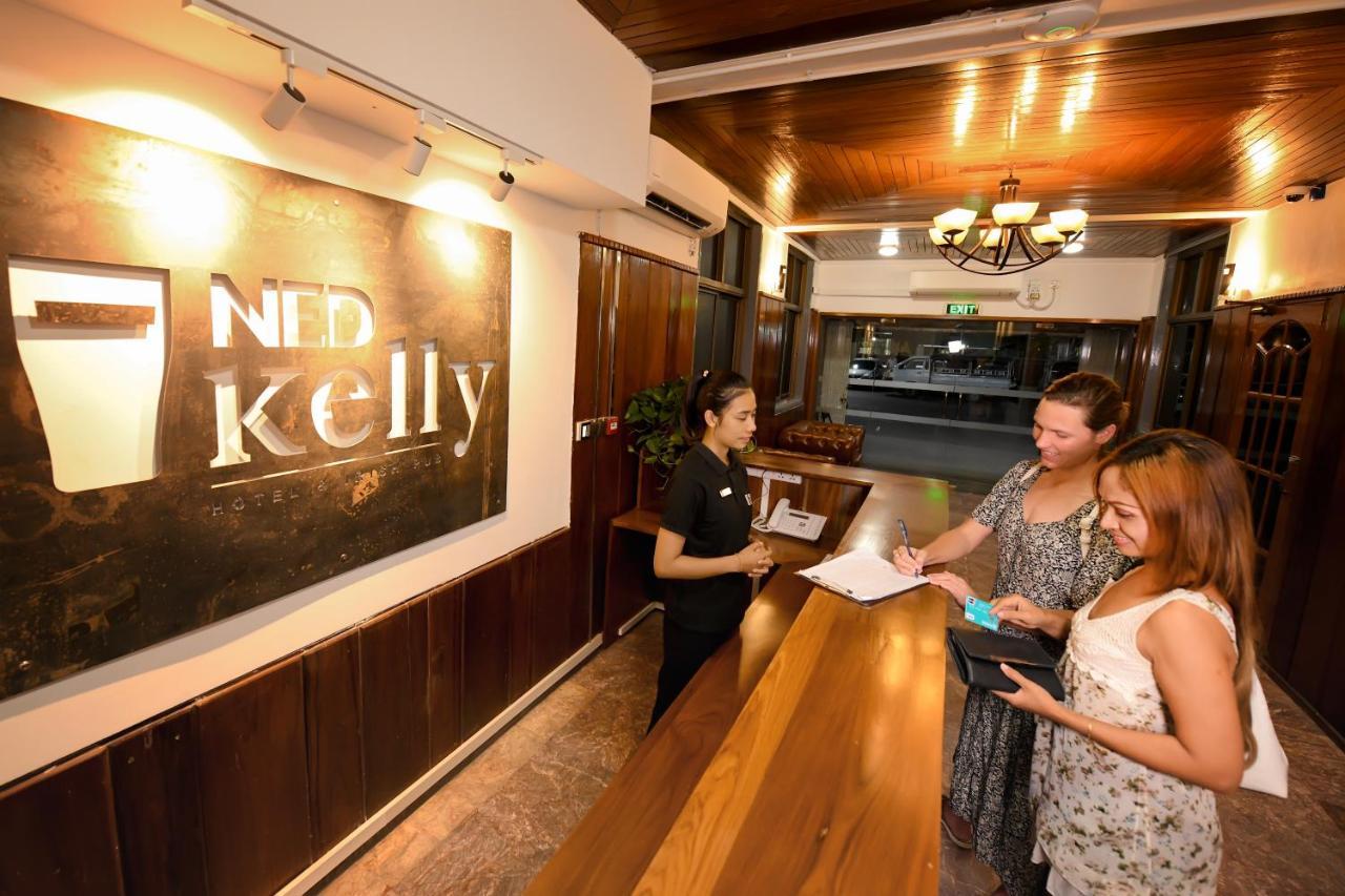Ned Kelly Hotel & Irish Pub Μανταλέι Εξωτερικό φωτογραφία