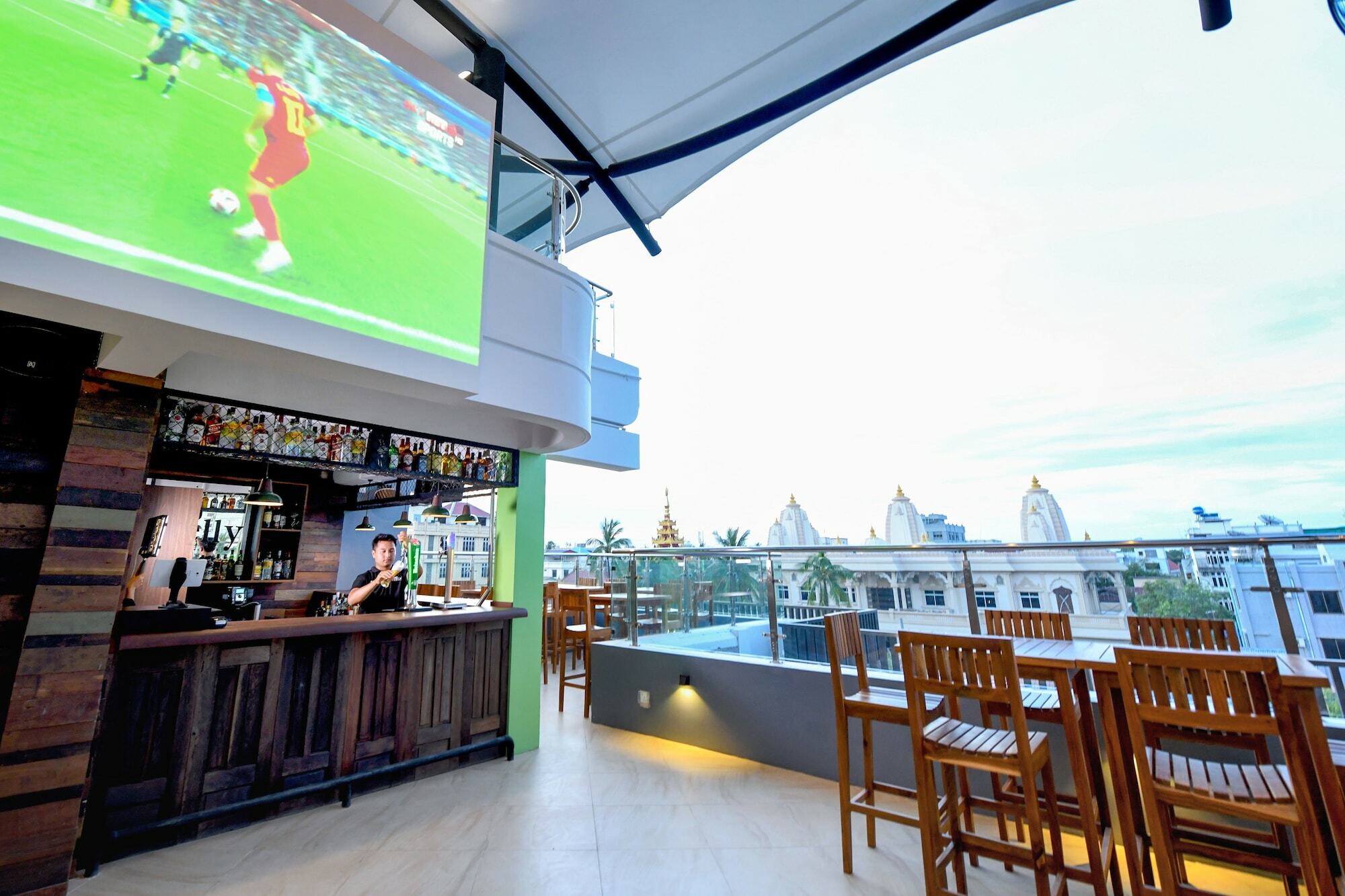 Ned Kelly Hotel & Irish Pub Μανταλέι Εξωτερικό φωτογραφία